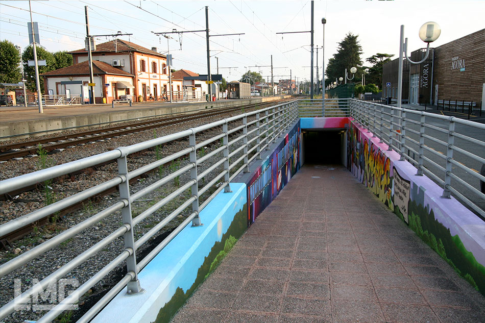 photo d'un atelier graffiti avec LMG Toulouse à la gare SNCF de Muret