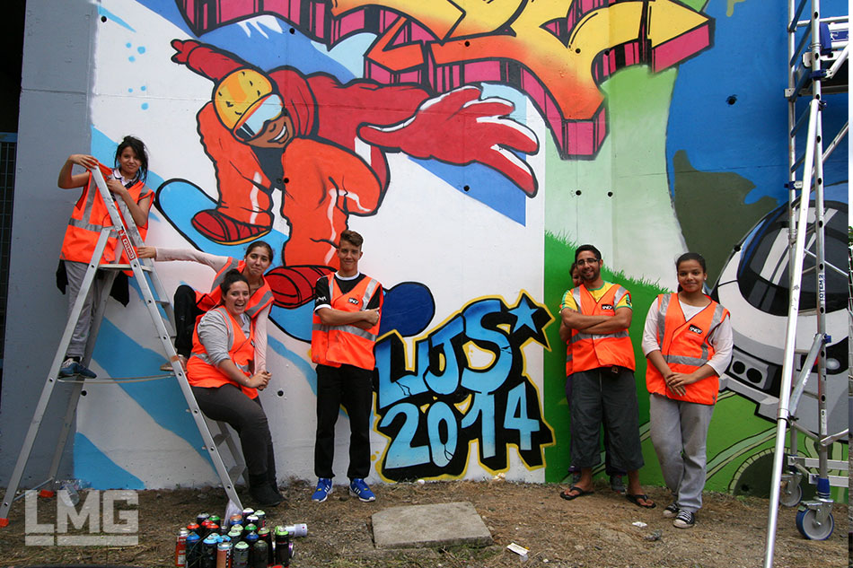 photo d'un atelier graffiti avec LMG Toulouse à la gare SNCF de Toulouse-Matabiau